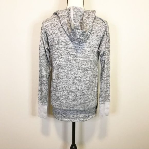 ATHLETA Batwing Robin Heather Gray Pullover Hood Sweater Sweatshirt Womens XXS - Picture 4 of 11